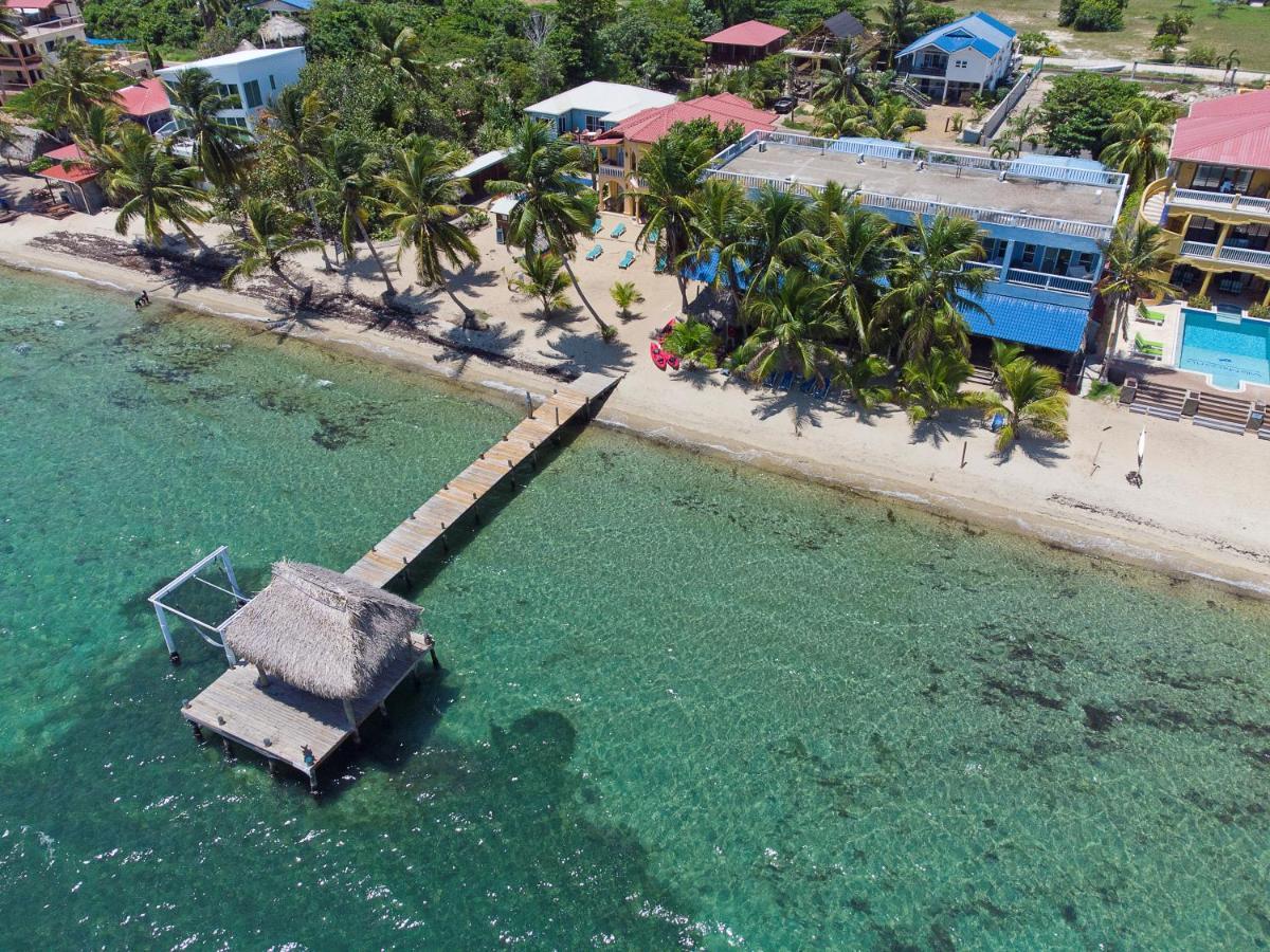 Parrot Cove Lodge 홉킨스 외부 사진
