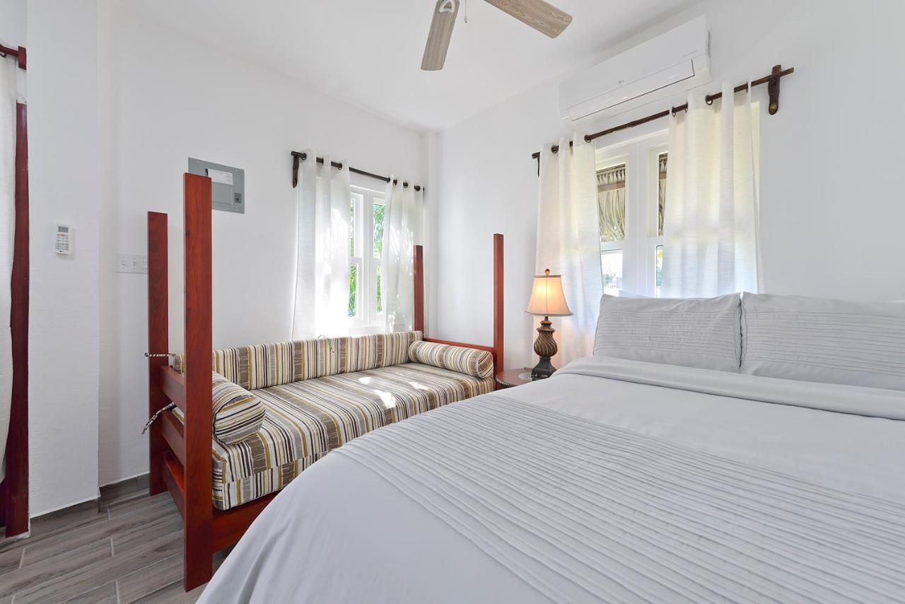 Parrot Cove Lodge 홉킨스 외부 사진