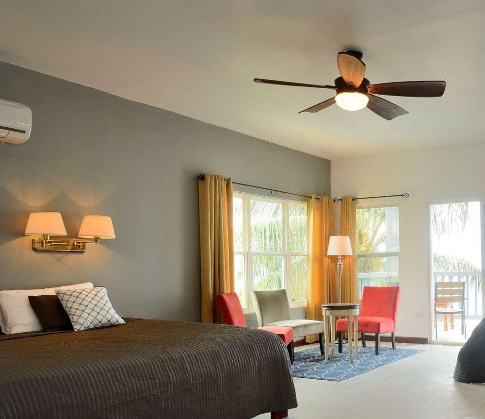Parrot Cove Lodge 홉킨스 외부 사진